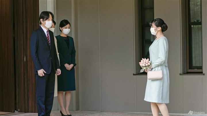 Công chúa Nhật Bản kết hôn, từ bỏ cuộc sống hoàng gia - 2