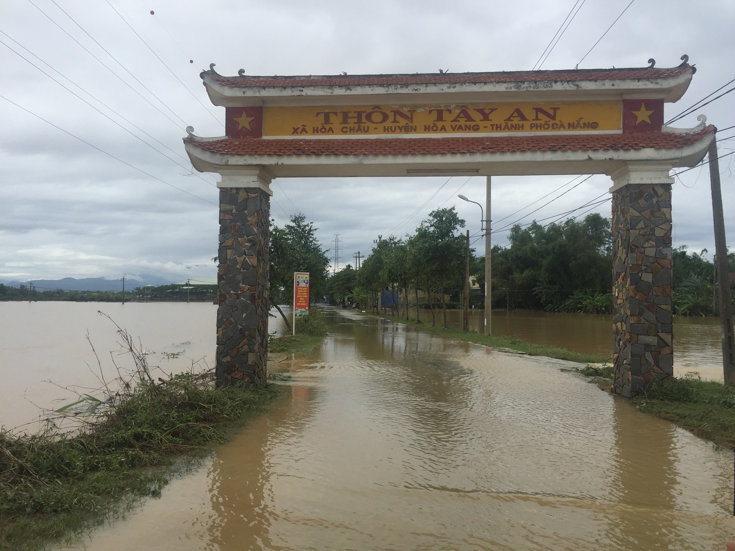 da nang nuoc lu rut den dau don dep den do