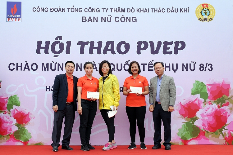soi noi hoi thao pvep chao mung ngay quoc te phu nu 83