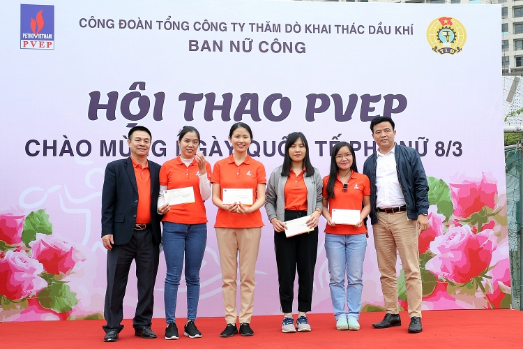 soi noi hoi thao pvep chao mung ngay quoc te phu nu 83