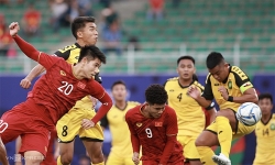 ha duc chinh lap hat trick u22 viet nam thang dam u22 brunei