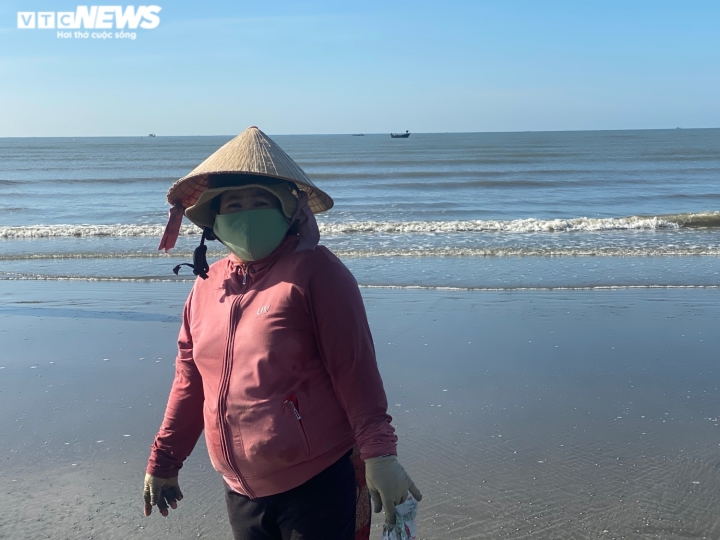 ‘Điểm đen’ ô nhiễm rác thải nhựa ở Bà Rịa - Vũng Tàu: Cảng cá biến thành bãi rác - 4