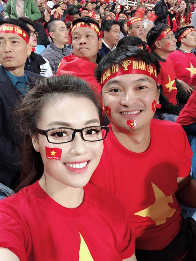 nu giang vien goi cam chiem song vtv dem chung ket aff cup