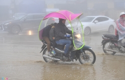 du khach viet bi danh bom o ai cap ve nuoc nan nhan bi thuong duoc chuyen thang toi benh vien