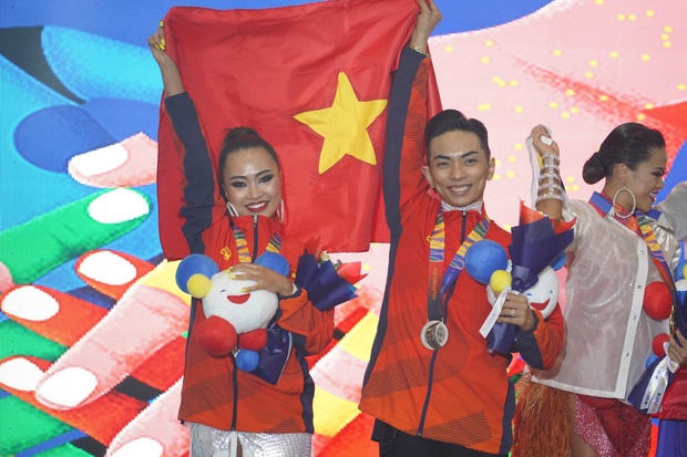 khanh thi bat khoc khi phan hien gianh hcv sea games