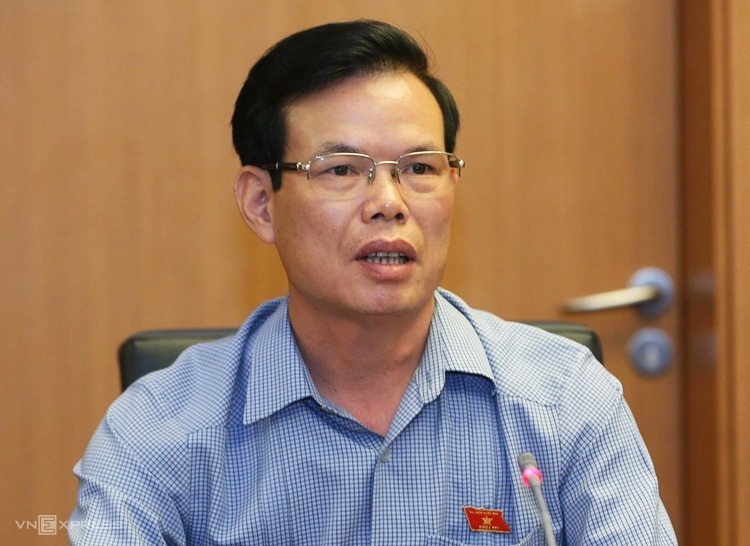 ong trieu tai vinh bi de nghi ky luat