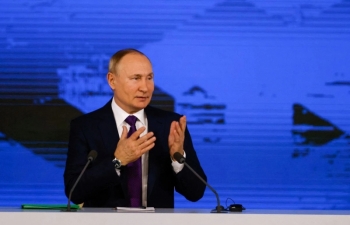 Tổng thống Putin: Mỹ mới là người đưa tên lửa đến ngưỡng cửa của Nga