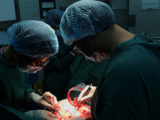 Cô gái sụt 20 kg sau 5 năm đi nhiều bệnh viện mà không hết bệnh