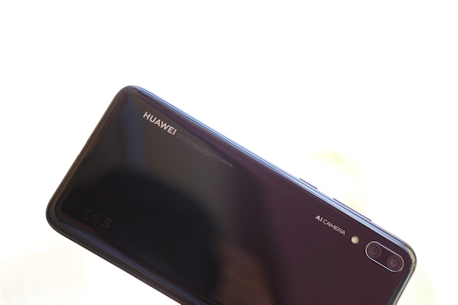 tren tay huawei y7 pro 2019 voi man hinh giot nuoc pin trau chip rong