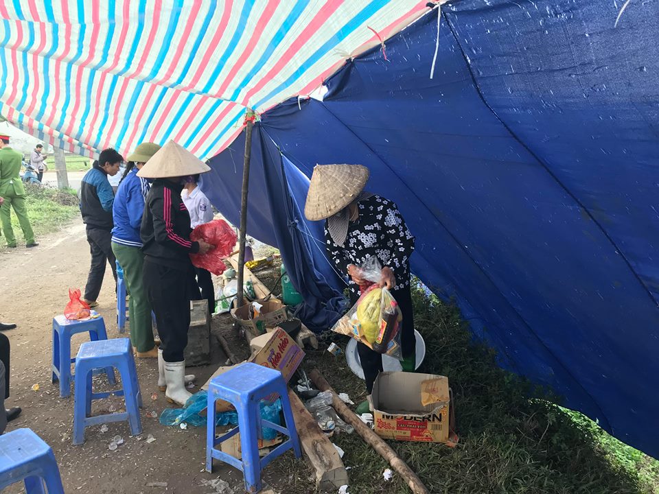 nguoi dan giai toa chuong ngai vat bai rac nam son hoat dong tro lai