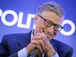 bill gates xep hang cho mua do an nhanh