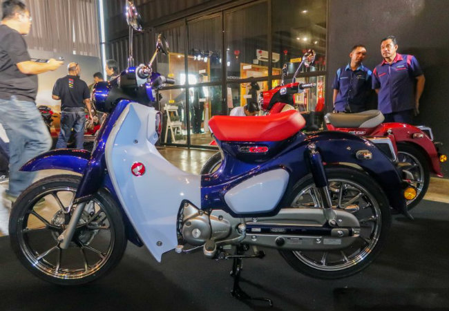 honda super cub 125 ve malaysia re hon o viet nam 7 trieu dong