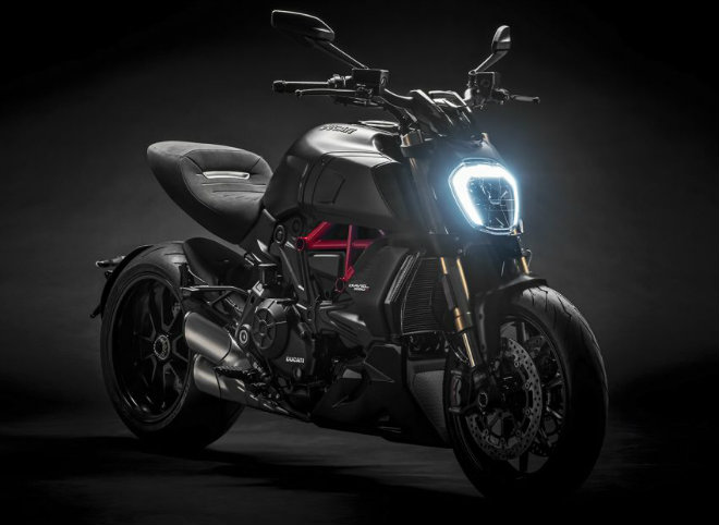 hang khung 2019 ducati diavel 1260 len day chuyen ra lo thang toi