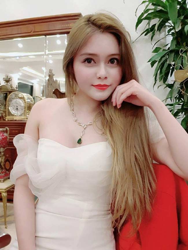 nhan sac goi cam cua 2 hot girl lan dau xuat hien trong tao quan 2019