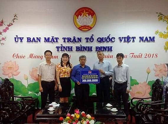 vietsovpetro ho tro dong bao cac tinh bi thiet hai do con bao so 12