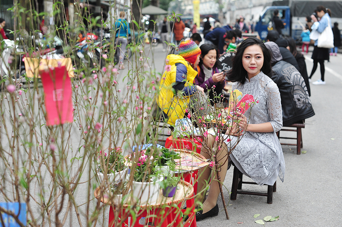 pho bich hoa o trung tam ha noi nhon nhip ngay gan tet