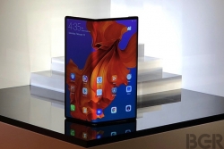 huawei san sang mieng danh nham vao galaxy fold tai mwc 2019