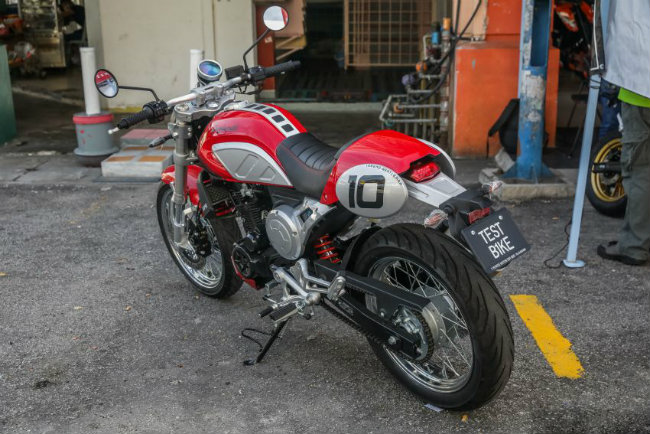 ngam xe no dep tua triumph gia 626 trieu dong hut phai manh