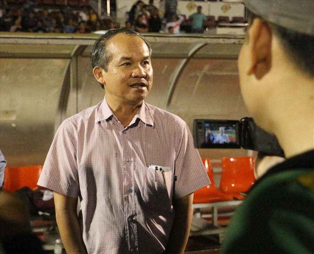 bau duc san sang nghi vleague ong tu binh than va im lang