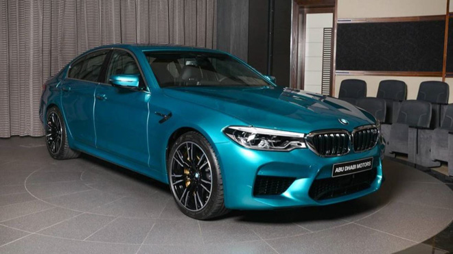 sieu sedan co trung bmw m5 gia ban tu 23 ty dong