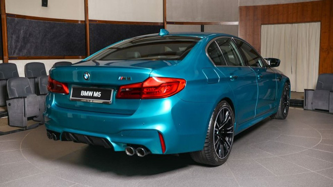 sieu sedan co trung bmw m5 gia ban tu 23 ty dong