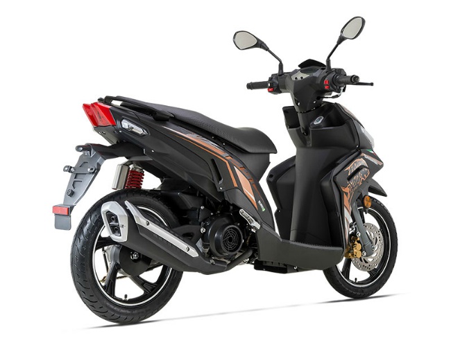 can canh xe ga 2019 benelli vz125i gia re khien honda air blade giat minh