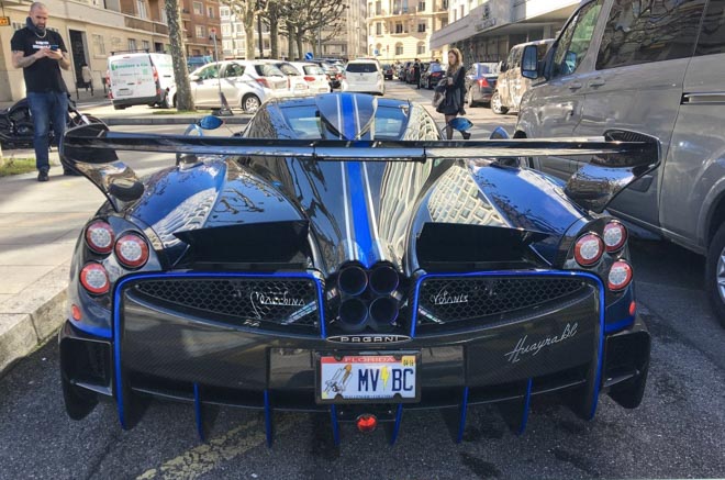 hypercar pagani huayra bc doc nhat the gioi bat ngo xuat hien tren pho