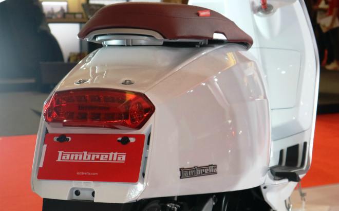 lambretta v125 v200 special trang dep kieu sa sap ve viet nam