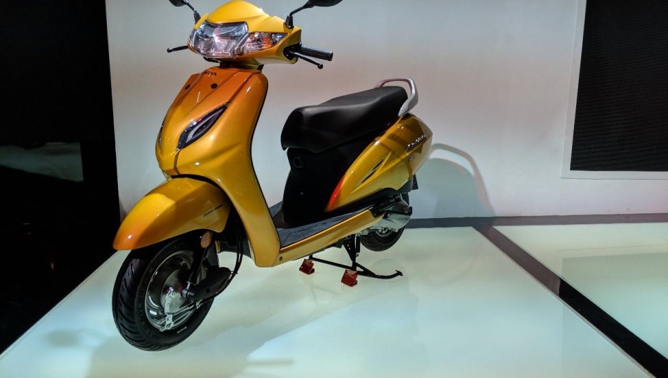 xem truoc xe ga honda activa 6g gia tren 18 trieu dong