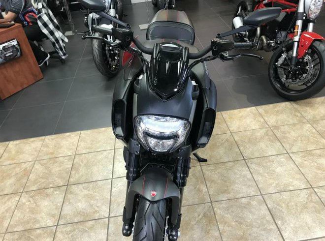 nong sieu xe ducati diavel doi 2018 giam soc gan 200 trieu dong