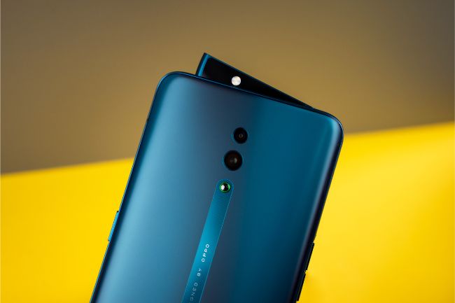 dap hop oppo reno moi ra mat tai