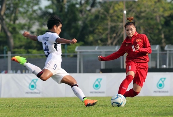 viet nam chia diem thai lan trong tran chung ket som bong da nu sea games