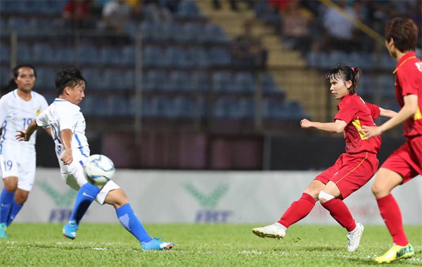 de bep malaysia viet nam vo dich bong da nu sea games