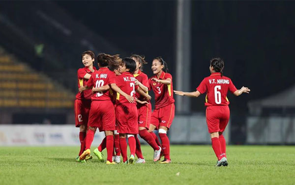 de bep malaysia viet nam vo dich bong da nu sea games