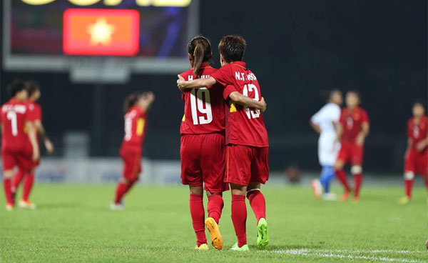 de bep malaysia viet nam vo dich bong da nu sea games