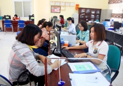 Tìm giải pháp hạn chế nguy cơ sa thải hàng loạt người lao động