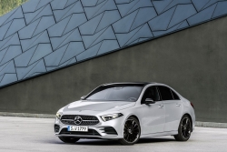 mercedes cong bo phac thao mau suv gle 2019 truoc ngay ra mat