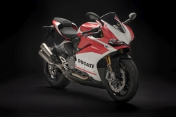 panigale v4 r sieu moto manh nhat cua ducati so huu canh gio