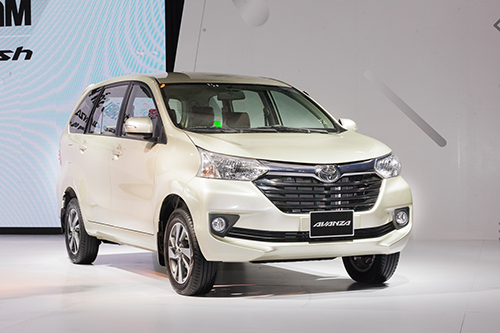 toyota rush va avanza hai xe 7 cho moi gia tu 537 trieu