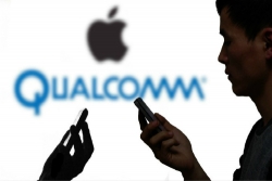 Qualcomm cáo buộc Apple cung cấp bí mật chip cho Intel