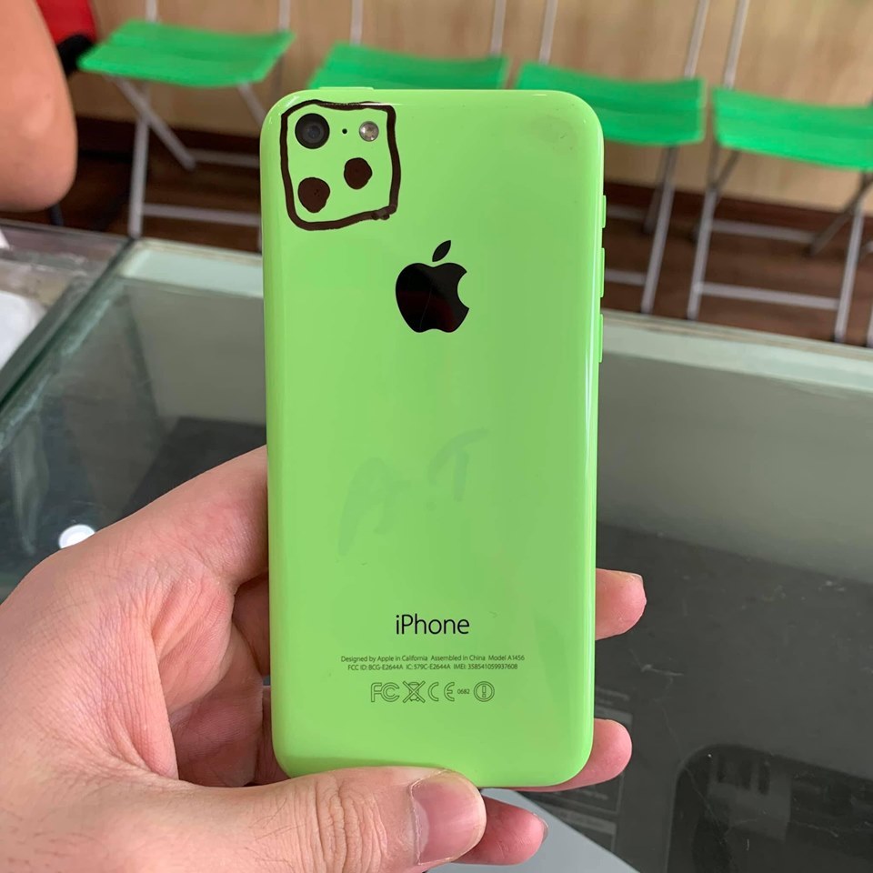 nguoi dung keu troi vi iphone 11 pro xau chua tung thay