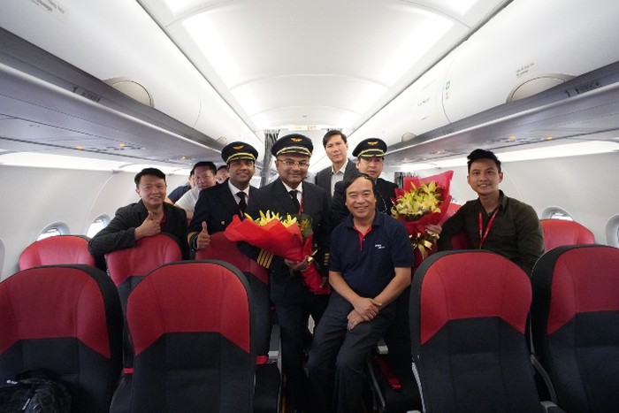 kham pha tau bay a321neo acf 240 dau tien cua vietjet air