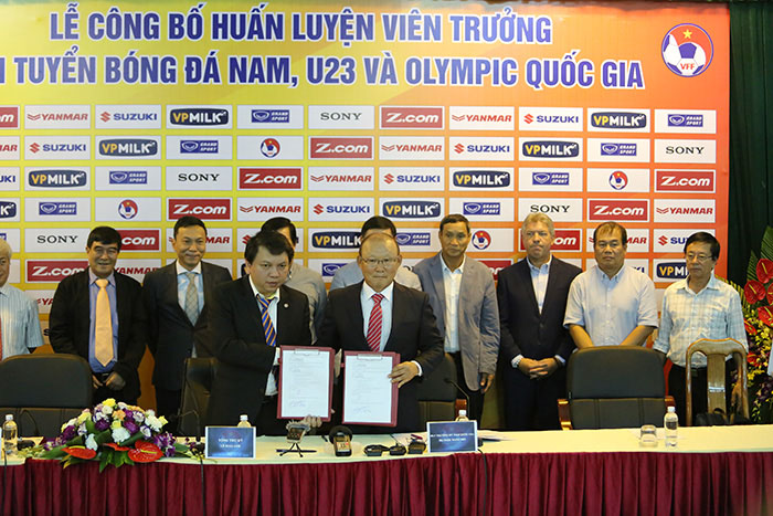 hlv park hang seo top 100 the gioi khong bang danh bai thai lan