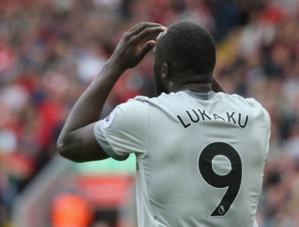 lukaku im tieng man utd hoa khong ban thang voi liverpool