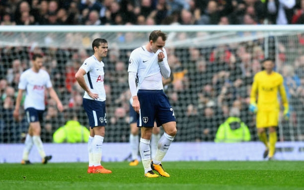 sieu du bi toa sang man utd thang sit sao tottenham