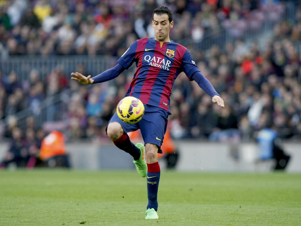 barca vs real cho busquets va cu xoay compa thien tai