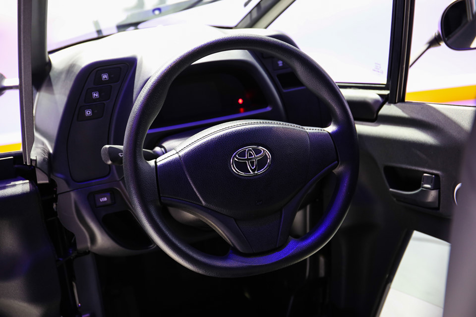 toyota i road giai phap chong un tac cho do thi nhieu xe hoi