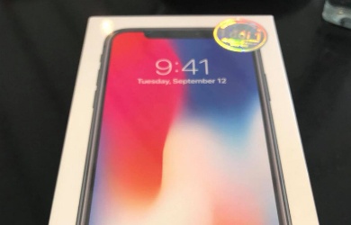 iphone x chinh hang co the ve viet nam som gia re hon