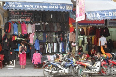 nhung buc anh thu vi ve ha noi xua va nay