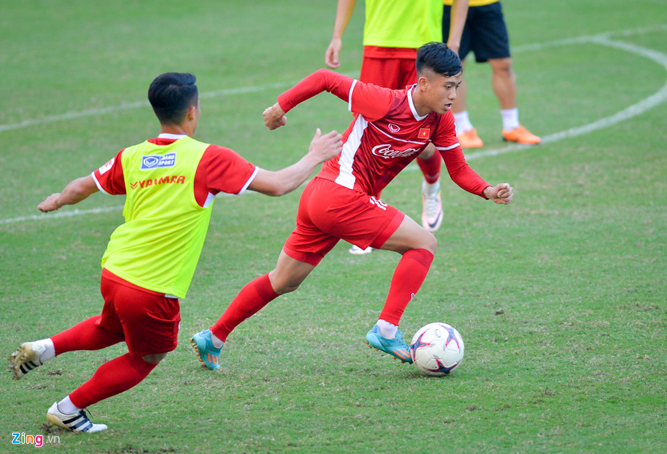 doi tuyen viet nam duoc dong vien truoc gio sang lao du aff cup